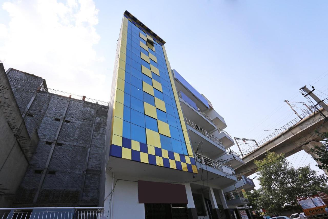 Oyo Dlf Cyber City Near Aravali Biodiversity Park Gurgaon Bagian luar foto