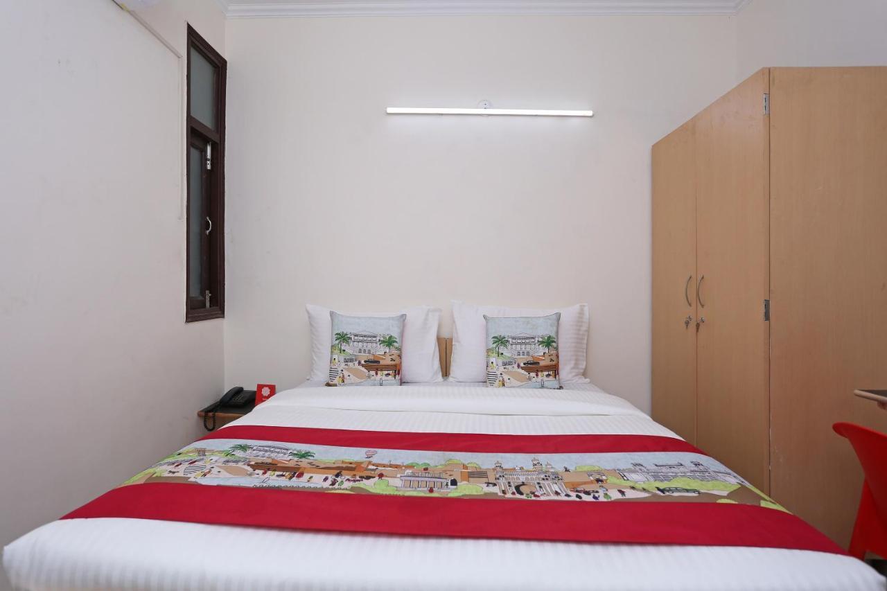 Oyo Dlf Cyber City Near Aravali Biodiversity Park Gurgaon Bagian luar foto